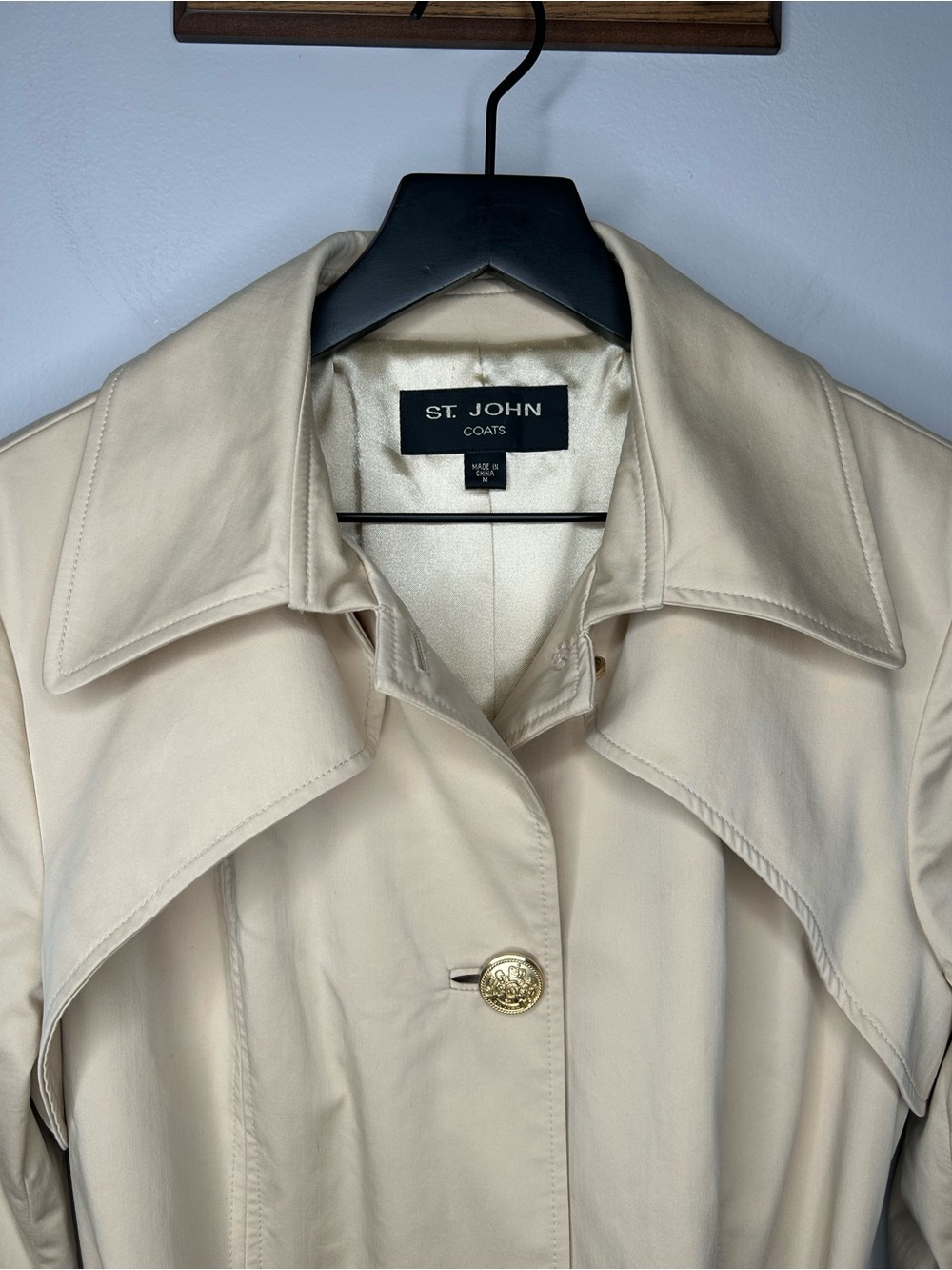 St. John Cream Button-Front Trench Coat Size M - Picture 3 of 11